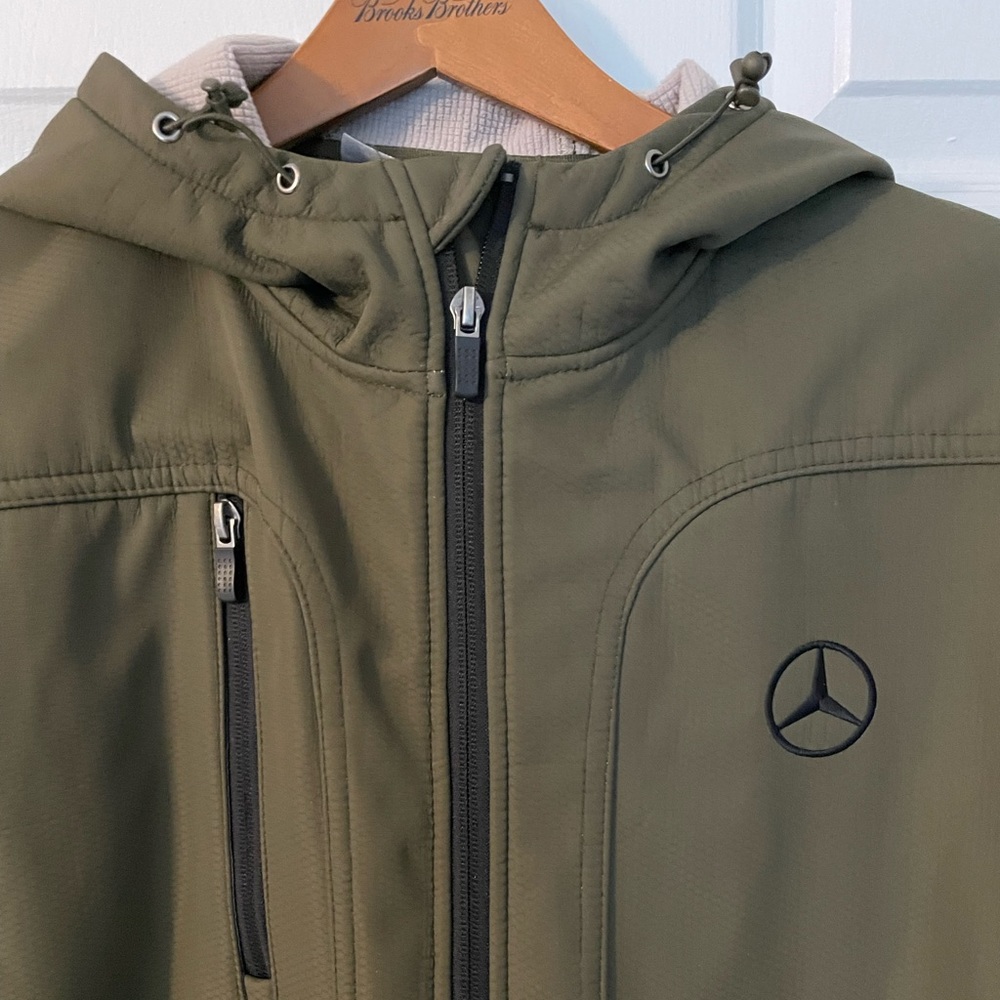 Mercedes-Benz USA Collection Raincoat Mens L